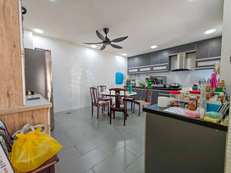 Rumah Teres 3 Tingkat untuk Dijual di Taman Bukit Permata (Selayang) - Ali Idris - Kitchen - PropertyGuru.com.my