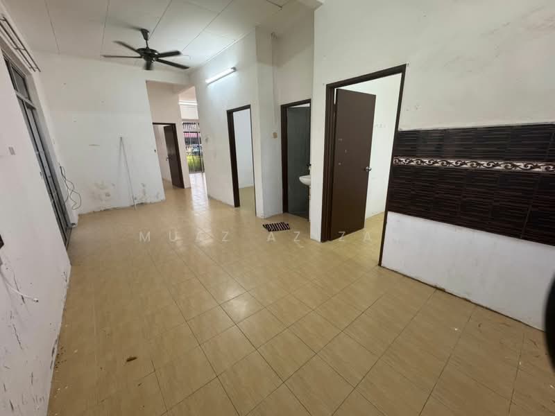 Semi-Detached House for Sale in Parit Buntar (Perak) - Muaz Azizan - Interior - PropertyGuru.com.my