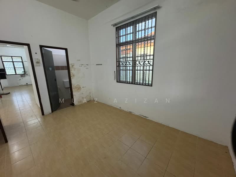 Semi-Detached House for Sale in Parit Buntar (Perak) - Muaz Azizan - Interior - PropertyGuru.com.my