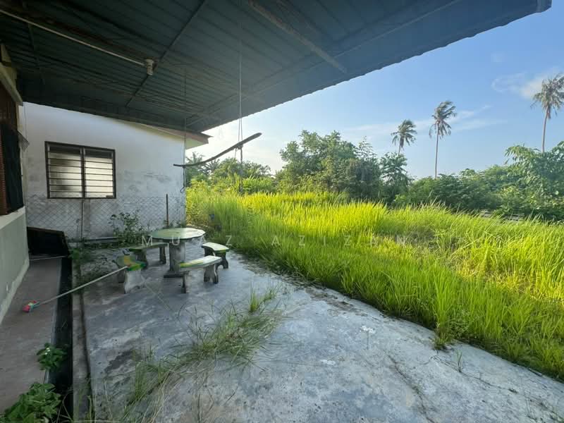 Semi-Detached House for Sale in Parit Buntar (Perak) - Muaz Azizan - Exterior - PropertyGuru.com.my
