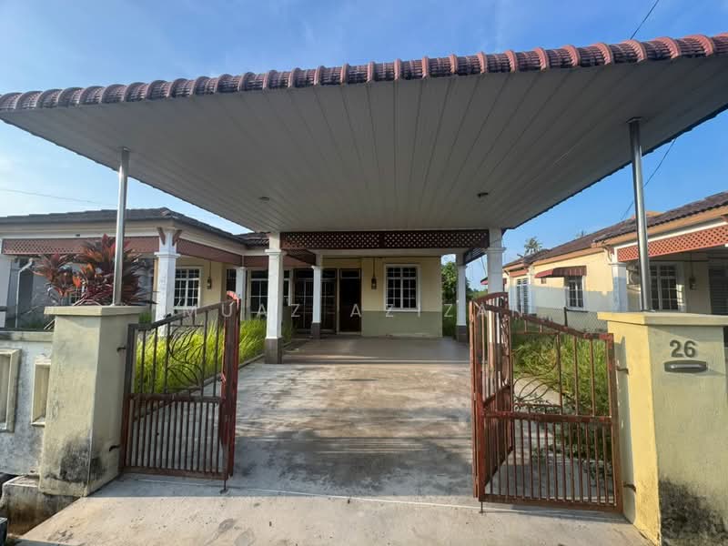 Semi-Detached House for Sale in Parit Buntar (Perak) - Muaz Azizan - Exterior - PropertyGuru.com.my