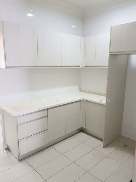 3-storey Terraced House for Rent in Setia Alam ( Anjung Sari) (Setia Alam) - Simon Chang - Kitchen - PropertyGuru.com.my