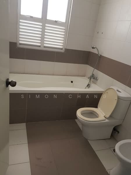 3-storey Terraced House for Rent in Setia Alam ( Anjung Sari) (Setia Alam) - Simon Chang - Bathroom - PropertyGuru.com.my