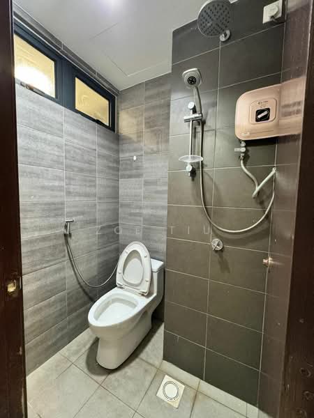 Servis Apartment untuk Dijual di Symphony Tower (Menara Simfoni) - Zoe Tiu - Bathroom - PropertyGuru.com.my