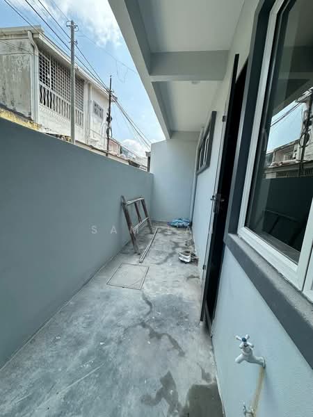 2.5-storey Terraced House for Sale in Taman Ipoh Baru (Ipoh) - Sam Lam - Exterior - PropertyGuru.com.my