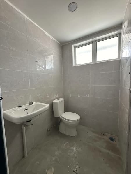 2.5-storey Terraced House for Sale in Taman Ipoh Baru (Ipoh) - Sam Lam - Bathroom - PropertyGuru.com.my
