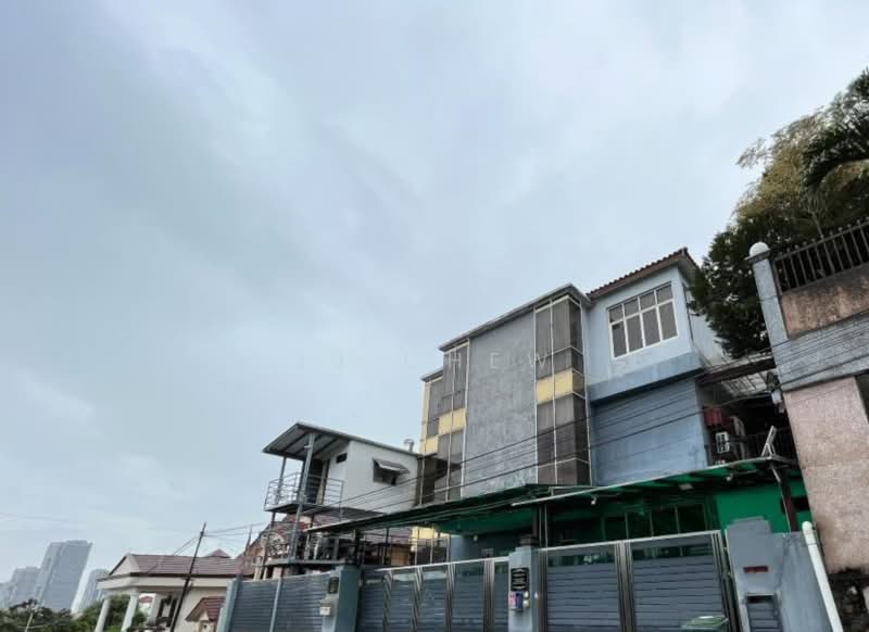 Rumah Banglo untuk Dijual di Taman Connaught (Cheras) - JJ Chew - Exterior - PropertyGuru.com.my
