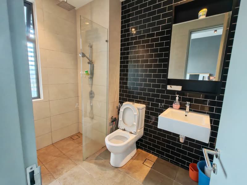 Servis Apartment untuk Disewa di Union Suites - Alvin Lim - Bathroom - PropertyGuru.com.my