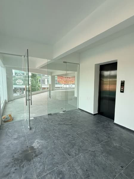 Shop for Rent in Bandar Puteri Puchong (Puchong) - Amy Lim - Entrance - PropertyGuru.com.my
