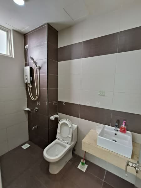 Kondominium untuk Disewa di M Condominium @ Larkin - Nick Low - Bathroom - PropertyGuru.com.my