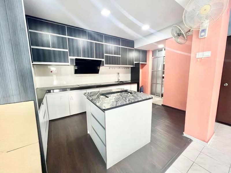 Condominium for Sale at Tiara Kelana - Fatin Azemi - Kitchen - PropertyGuru.com.my