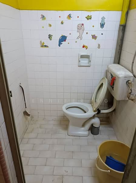 1-storey Terraced House for Sale in Taman Dahlia (Tampoi) - Jennifer Ng - Bathroom - PropertyGuru.com.my