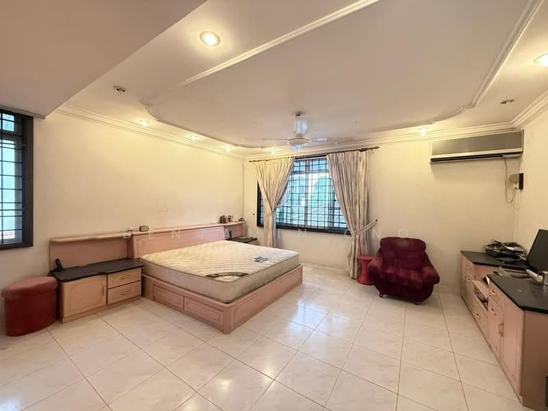 Rumah Berkembar untuk Dijual di Taman Pelangi (Johor Bahru) - Benjamin Ong - Bedroom - PropertyGuru.com.my