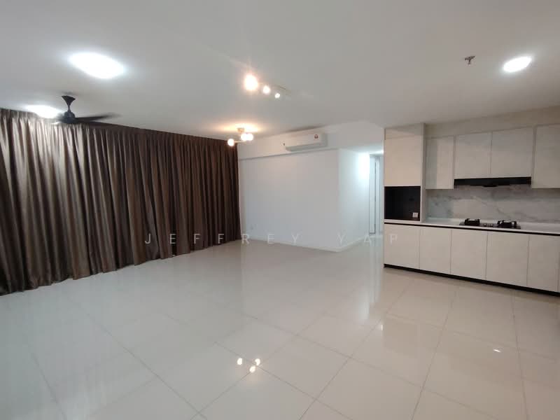 Servis Apartment untuk Disewa di The Pulse Residence - Jeffrey Yap - Living Room - PropertyGuru.com.my