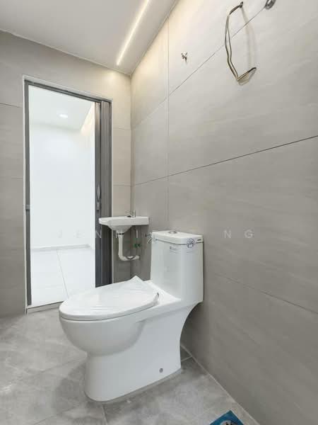 1-storey Terraced House for Sale in Taman Desa Cemerlang (Ulu Tiram) - Jennifer Ng - Bathroom - PropertyGuru.com.my