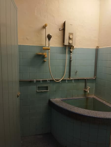 1-storey Terraced House for Sale in Sungai Dua (Penang) - Ben Lee - Bathroom - PropertyGuru.com.my