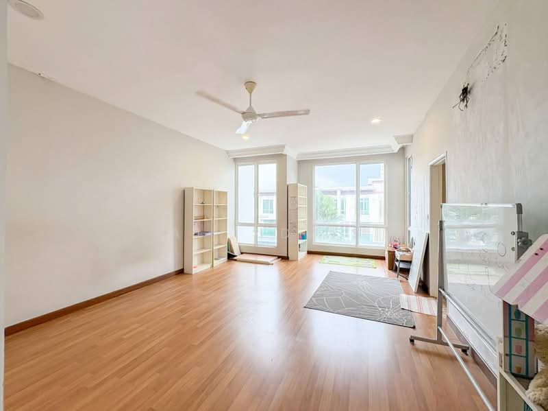 3-storey Terraced House for Sale in Cyberjaya (Selangor) - Ali Idris - Living Room - PropertyGuru.com.my