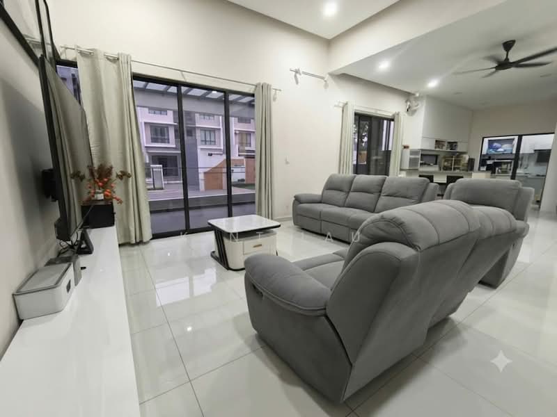 2-storey Terraced House for Rent in Petaling Jaya (Selangor) - Kent Lau - Living Room - PropertyGuru.com.my