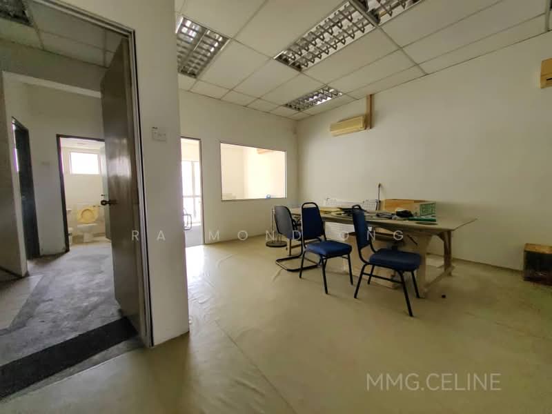 Shop / Office for Rent in Setia Alam (Selangor) - Raymond Ong - Bathroom - PropertyGuru.com.my