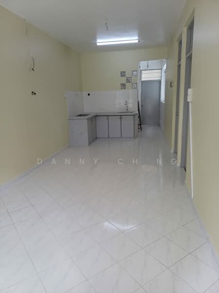Flat for Sale at Sun Moon City - Danny Ch'ng - Kitchen - PropertyGuru.com.my