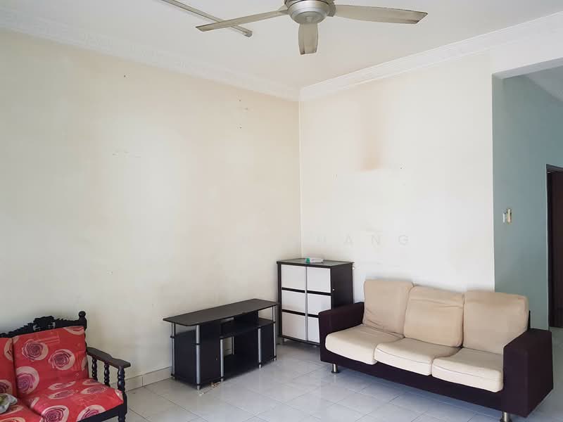 Rumah Teres 2 Tingkat untuk Dijual di Taman Desa Tebrau (Tebrau) - Simon Chang - Living Room - PropertyGuru.com.my
