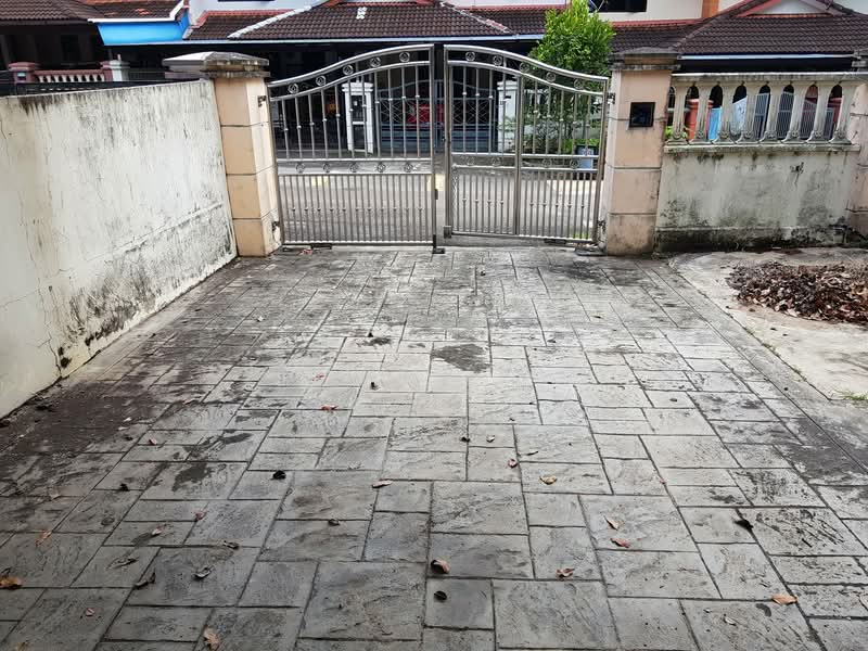 Rumah Teres 2 Tingkat untuk Dijual di Taman Desa Tebrau (Tebrau) - Simon Chang - Exterior - PropertyGuru.com.my