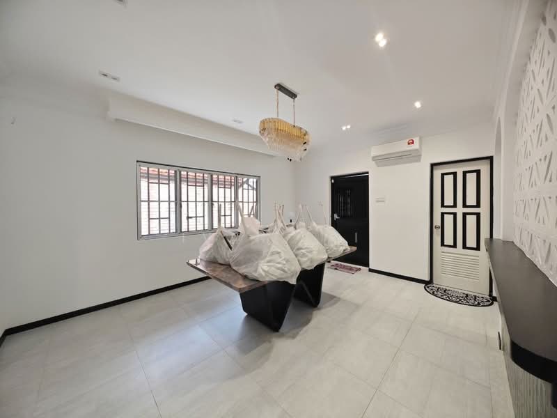 Bungalow for Sale in Taman Lim (Ipoh) - Ivan Tai - PropertyGuru.com.my