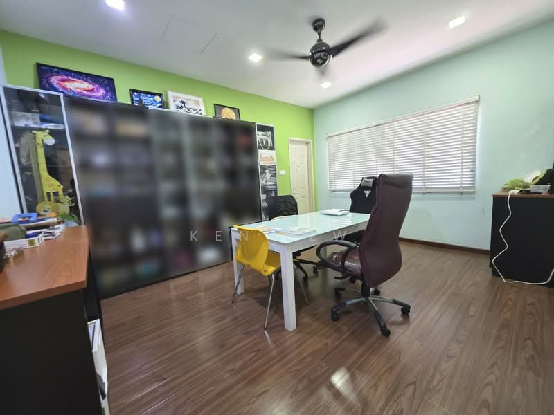 Rumah Berkembar untuk Dijual di Taman Bukit Prima (Cheras) - Ken Lew - Study - PropertyGuru.com.my