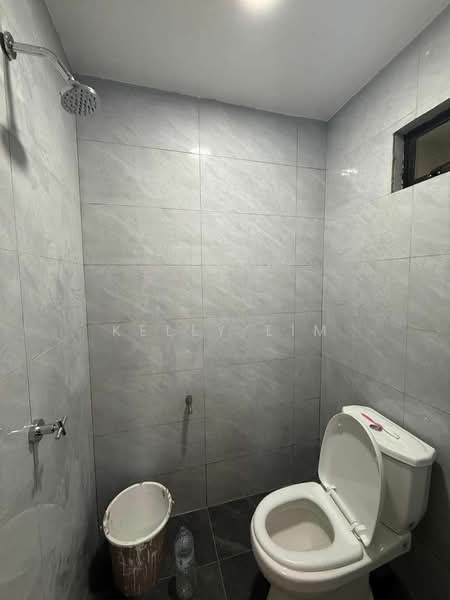 2-storey Terraced House for Sale in Bandar Baru Permas Jaya (Permas Jaya) - Kelly Lim - Bathroom - PropertyGuru.com.my