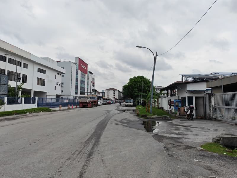 Detached Factory for Sale in Subang Jaya (Selangor) - Hong Lee - PropertyGuru.com.my