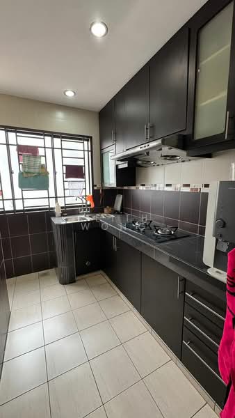 Rumah Teres untuk Dijual di Taman Mutiara Rini (Skudai) - Keith Wong - Kitchen - PropertyGuru.com.my