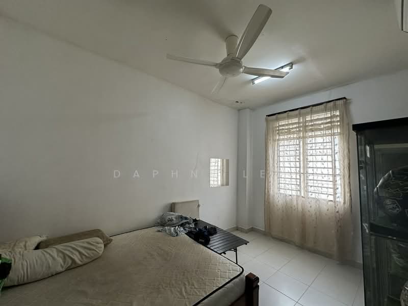 2-storey Terraced House for Sale in Taman Mount Austin (Tebrau) - Daphne Lee - Bedroom - PropertyGuru.com.my