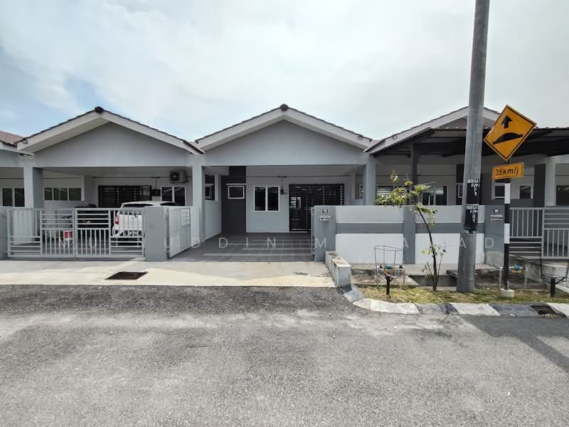 1-storey Terraced House for Rent in Sitiawan (Perak) - Muinuddin Muhamad - Exterior - PropertyGuru.com.my