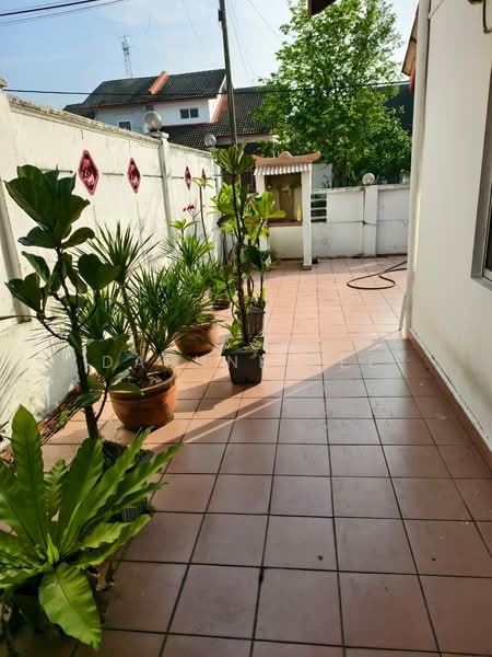 Rumah Teres untuk Dijual di Taman Megah Ria (Masai) - Daphne Lee - Exterior - PropertyGuru.com.my