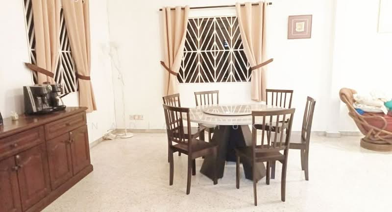 Semi-Detached House for Rent in Kelana Jaya (Petaling Jaya) - Nadia Shukri - Dining Room - PropertyGuru.com.my