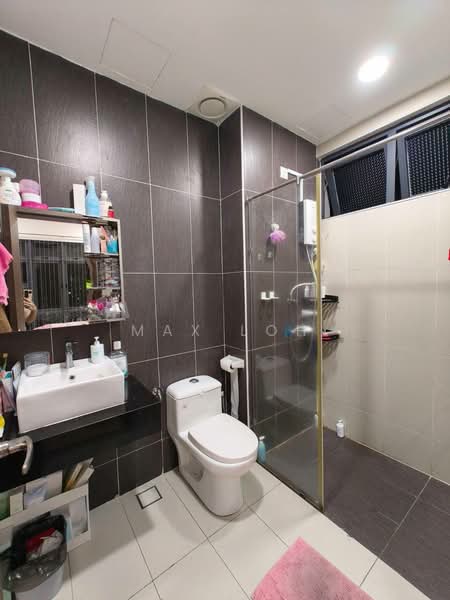 Servis Apartment untuk Dijual di D'Secret Garden (Pangsapuri Kempas Indah) - Max Loh - Bathroom - PropertyGuru.com.my