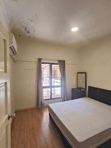 Condominium for Rent at Marina Court Resort Condominium - Jacky Lai - Bedroom - PropertyGuru.com.my