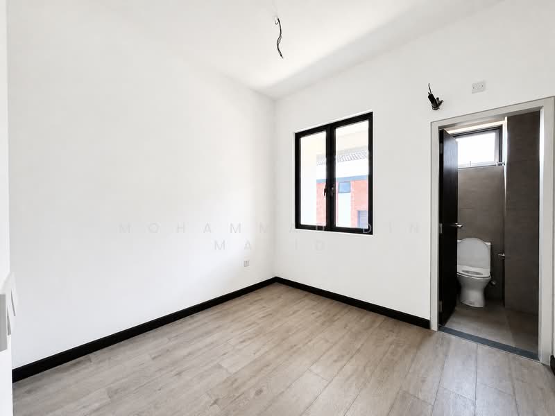 Rumah Teres 2 Tingkat untuk Dijual di Shah Alam (Selangor) - Mohammad Din Majid - PropertyGuru.com.my