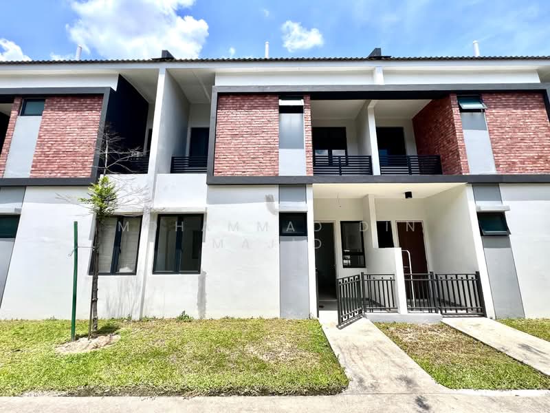 Rumah Teres 2 Tingkat untuk Dijual di Shah Alam (Selangor) - Mohammad Din Majid - PropertyGuru.com.my