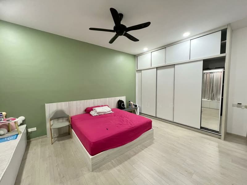 Rumah Teres 2 Tingkat untuk Dijual di Setia Tropika (Johor Bahru) - Jojo Chung - Bedroom - PropertyGuru.com.my