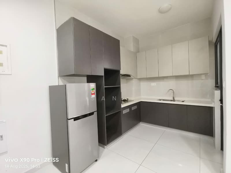 Condominium for Rent at Bay Point @ Country Garden Danga Bay - San . - PropertyGuru.com.my
