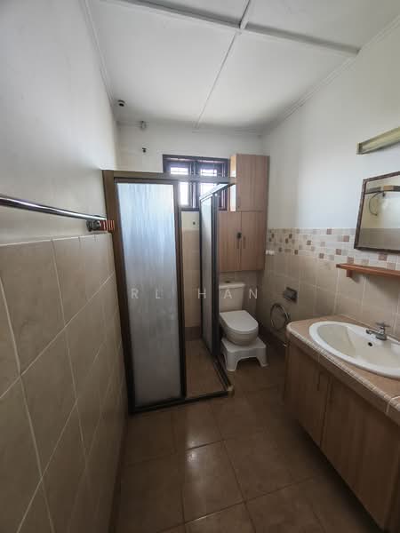 2-storey Terraced House for Sale in Usj 2 (Subang Jaya) - RL Han - Bathroom - PropertyGuru.com.my