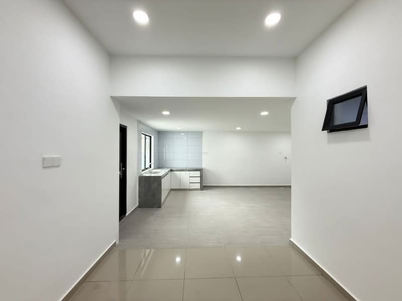 Semi-Detached House for Sale in Taman Daya (Johor Bahru) - Jeny Loo - PropertyGuru.com.my