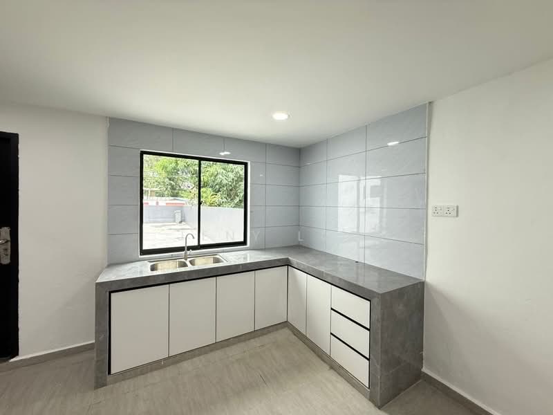 Semi-Detached House for Sale in Taman Daya (Johor Bahru) - Jeny Loo - PropertyGuru.com.my