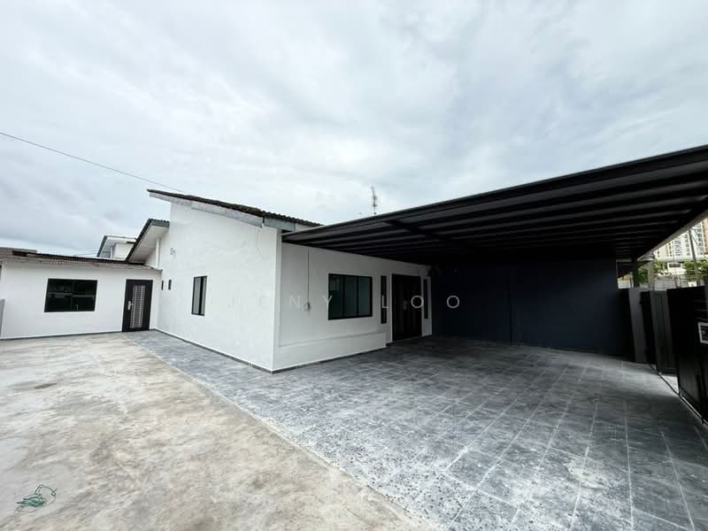 Semi-Detached House for Sale in Taman Daya (Johor Bahru) - Jeny Loo - PropertyGuru.com.my
