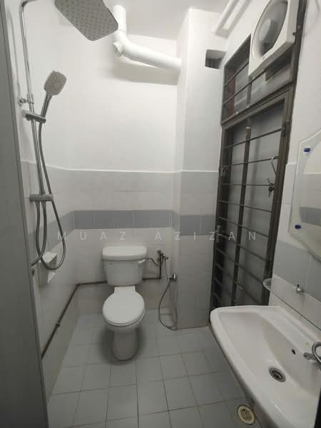 Kondominium untuk Dijual di Halaman Sentosa - Muaz Azizan - Bathroom - PropertyGuru.com.my