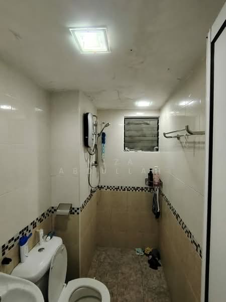 Kondominium untuk Dijual di Vista Millennium Condominium - Miza Abdullah - Bathroom - PropertyGuru.com.my