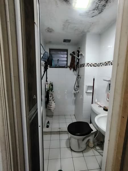 Kondominium untuk Dijual di Vista Millennium Condominium - Miza Abdullah - Bathroom - PropertyGuru.com.my