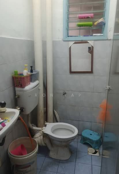 Rumah Flat untuk Dijual di Mutiara Magna - Ron Yap - Bathroom - PropertyGuru.com.my