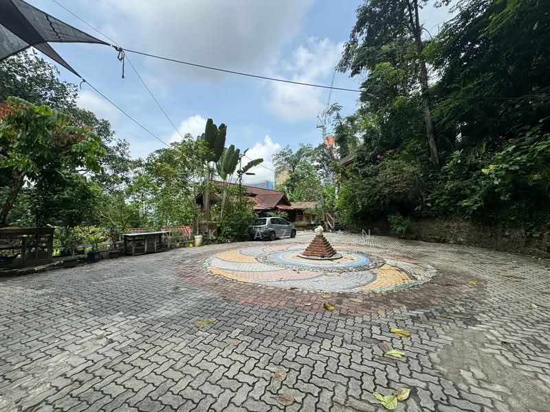 Agricultural Land for Sale in Kampung Bukit Lanjan (Sungai Penchala) - NIK AZWAN - Exterior - PropertyGuru.com.my